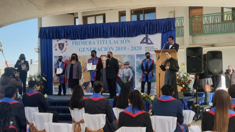 Titulación Primera Generación - Colegio T.I. Don Bosco Calama