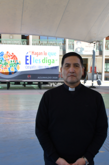 Padre Roberto Pozas