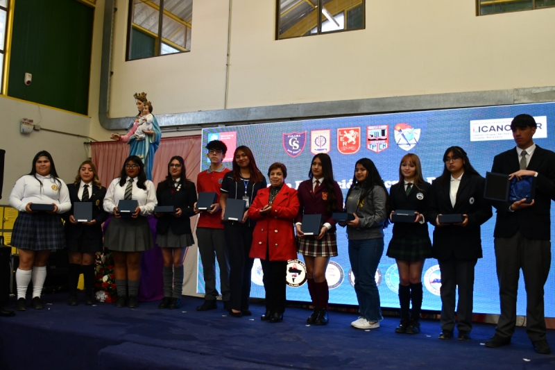 Conmemoración del Día de la Educación T.P reunió a estudiantes, docentes y empresas de la región