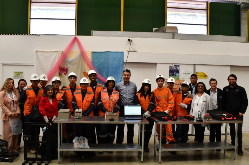 Insigne visita del Jefe de Misi&oacute;n Adjunto de la Embajada de EE.UU a Don Bosco Calama