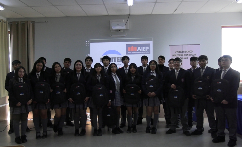 Estudiantes salesianos inician programa Fénix de Resiter y AIEP