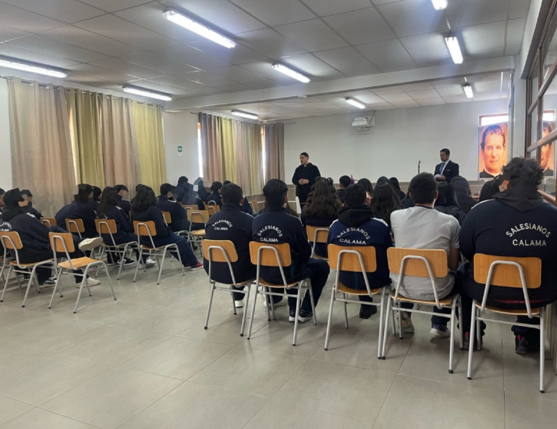 Masivo Sacramento de la Reconciliación en Calama: 270 estudiantes del Colegio Don Bosco se confesaron