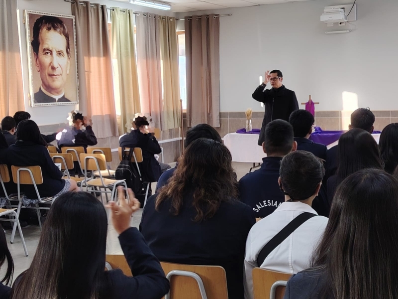 372 estudiantes salesianos vivieron el Sacramento de la Reconciliación con Dios en Cuaresma
