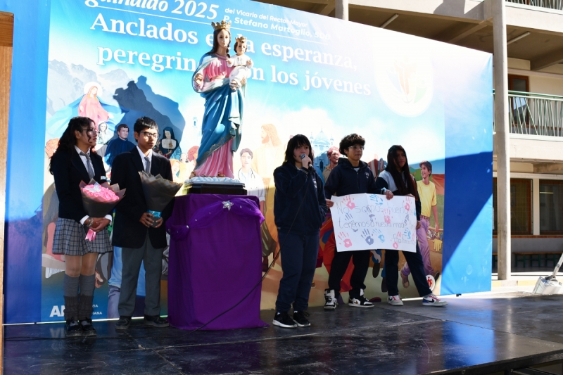 Colegio Don Bosco Calama dio inicio a la Novena de María Auxiliadora con emotivas muestras de fe y devoción