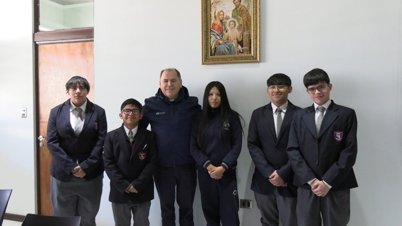 Visita del Padre Inspector Nelson Moreno Ruiz sdb llena de esperanza al Colegio Don Bosco Calama