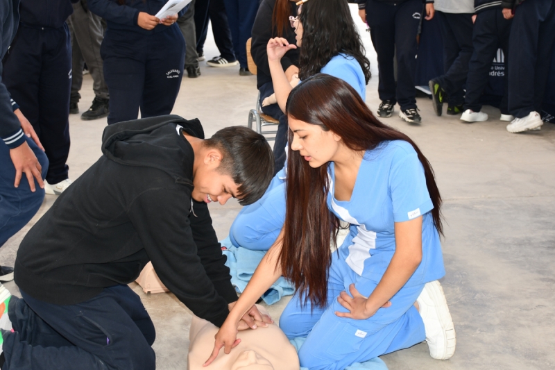 Todo un éxito fue la Feria del Adolescente en el Colegio Don Bosco Calama