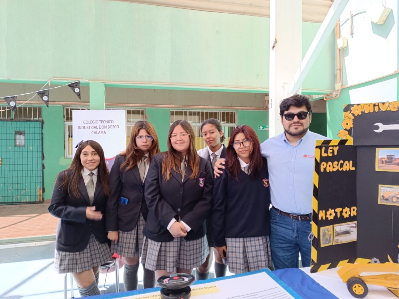 Destacada participación de Salesianos Calama en el Primer Encuentro de Tecnología, Innovación y Creatividad